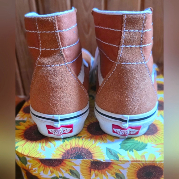 Vans Tan and White High Top Sneakers with Stripe - Picture 5 of 14